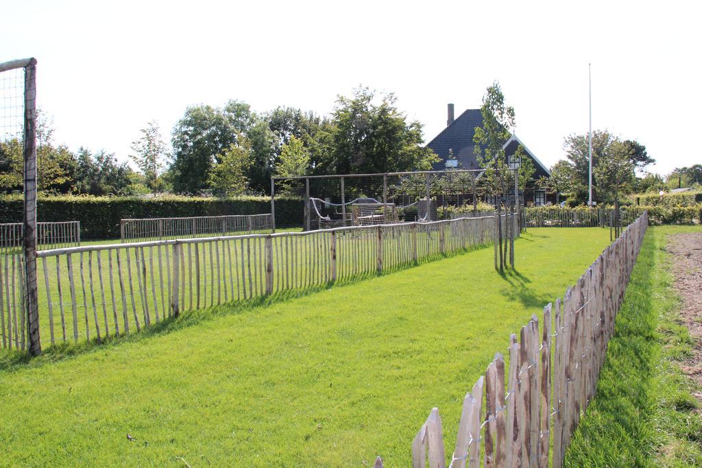 Bungalows - Bungalowpark Mooyeveld - Uniek Gelegen In De Duinen! Egmond Binnen Bagian luar foto
